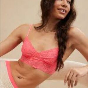 Aerie Coral Lace Bralette